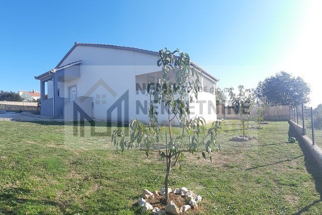 HOUSE IN DEBELJAK SUITABLE FOR TOURIST RENTAL - OPPORTUNITY !!!