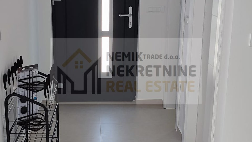 Vodice, NEW BUILDING WITH SWIMMING POOL - FULLY FURNISHED