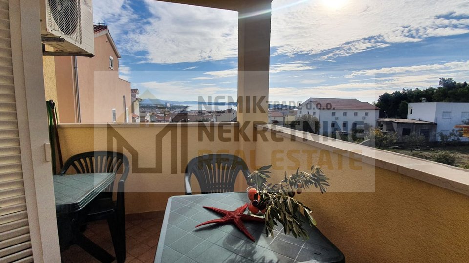 Vodice, two-bedroom apartment with an open view