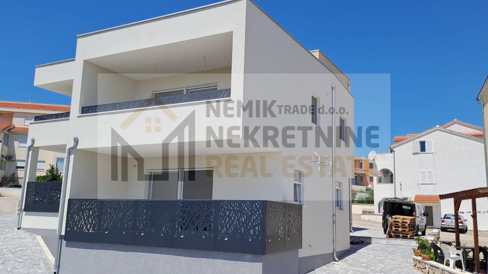 VODICE, APARTMENT WITH PANORAMIC TERRACE AND SUMMER KITCHEN