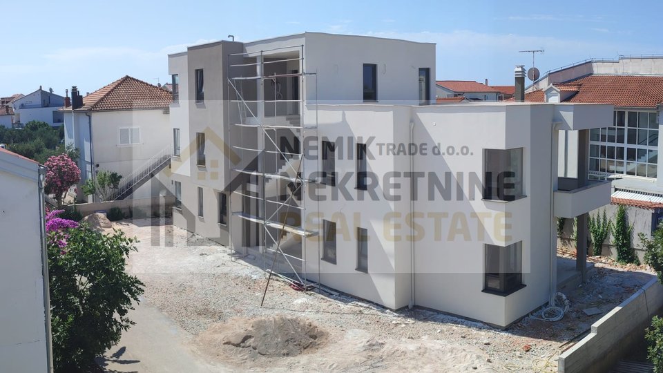 VODICE, NEW BUILDING, APARTMENT WITH TWO ROOF TERRACE