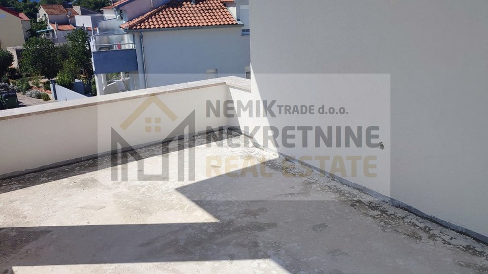 VODICE, NEW BUILDING, APARTMENT WITH TWO ROOF TERRACE