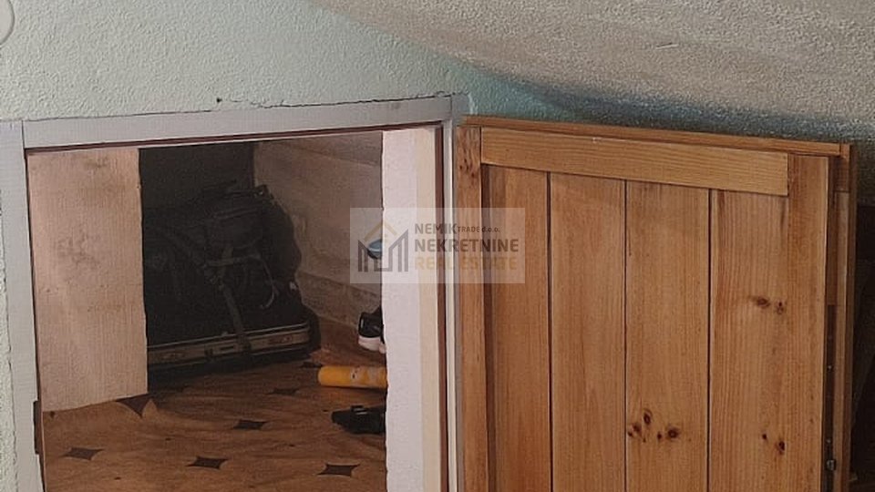 Vodice, kleine Wohnung im Zentrum mit Meerblick