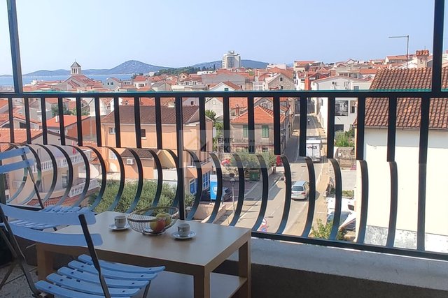 Vodice, small apartment in the center with a sea view