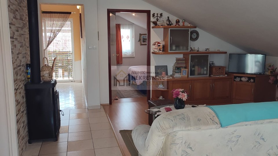 VODICE, KUĆA SA PET APARTMANA - IDEALNO ZA TURISTIČKI NAJAM