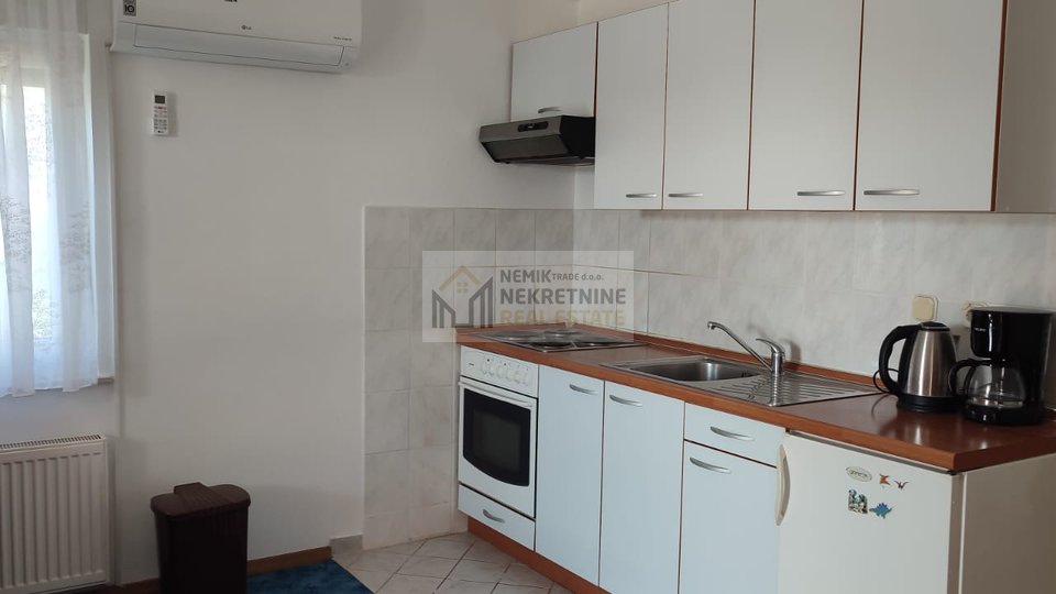 VODICE, DETACHED HOUSE IN A QUIET LOCATION WITH THREE RESIDENTIAL UNITS