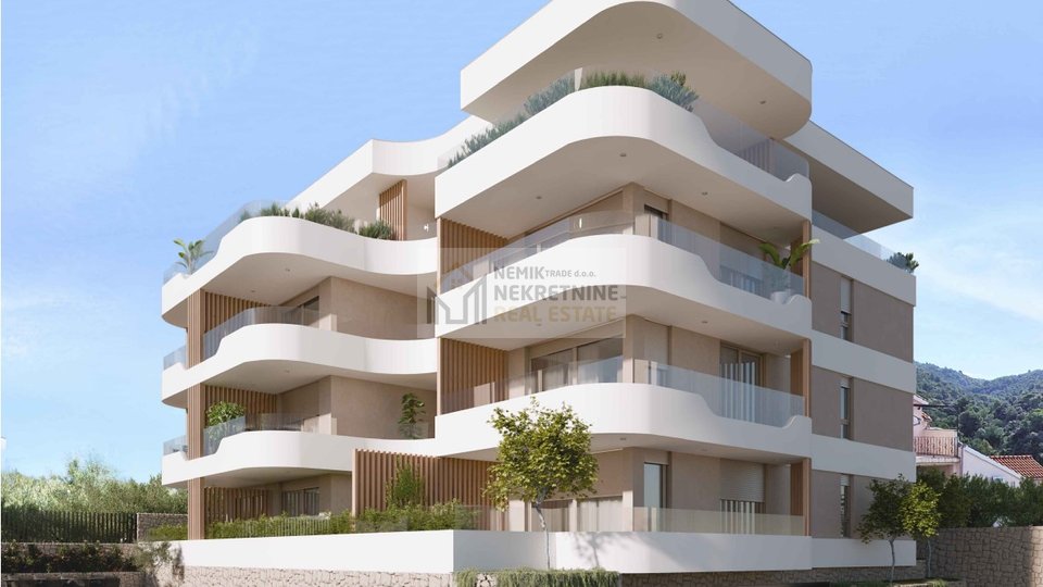 PRIMOŠTEN, FLAT ON THE GROUND FLOOR OF A LUXURIOUS NEW BUILDING WITH GARDEN - S-2, 2S+ LIVING ROOM