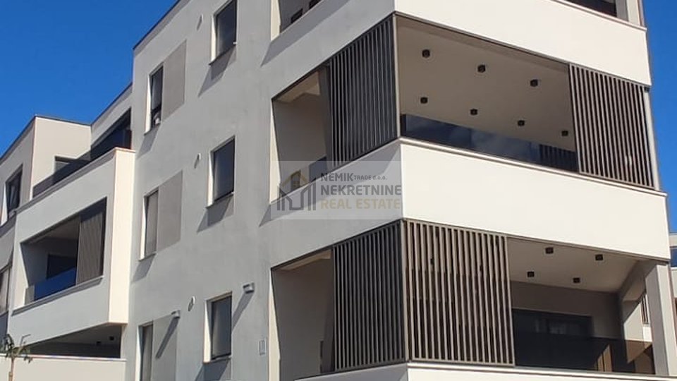 VODICE, ZWEIZIMMERWOHNUNG MIT AUFZUG - NEUES GEBÄUDE